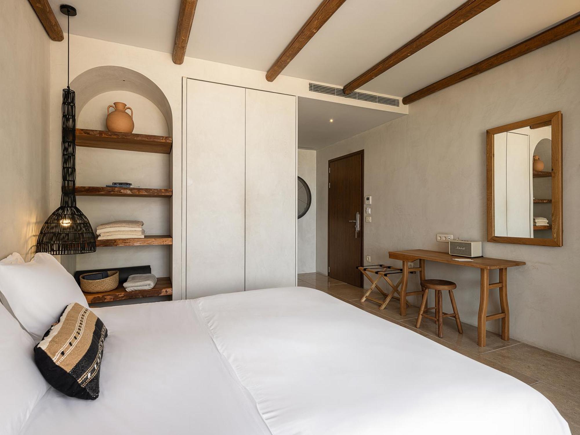 The Theodore Boutique Hotel- Adults Only 16 Plus Agia Marina Екстериор снимка